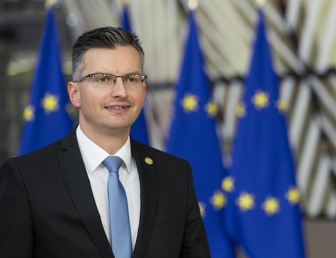 Predsednik vlade Marjan Šarec je stopil v bran ministrici za delo Kseniji Klampfer, ki je predlani kot načelnica mariborske upravne enote sprejela odločitev o prepovedi Thompsonovega koncerta v Mariboru. | Foto: STA ,