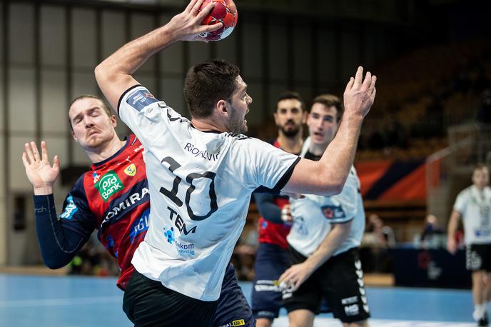 RK Trimo Trebnje : Rhein-Neckar Löven, liga EHF | Trebanjci niso bili kos močnim Nemcem. | Foto Vid Ponikvar/Sportida