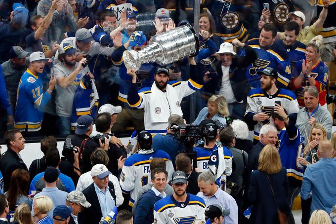 Naslov branijo oklepniki St. Louis Blues. | Foto: Getty Images