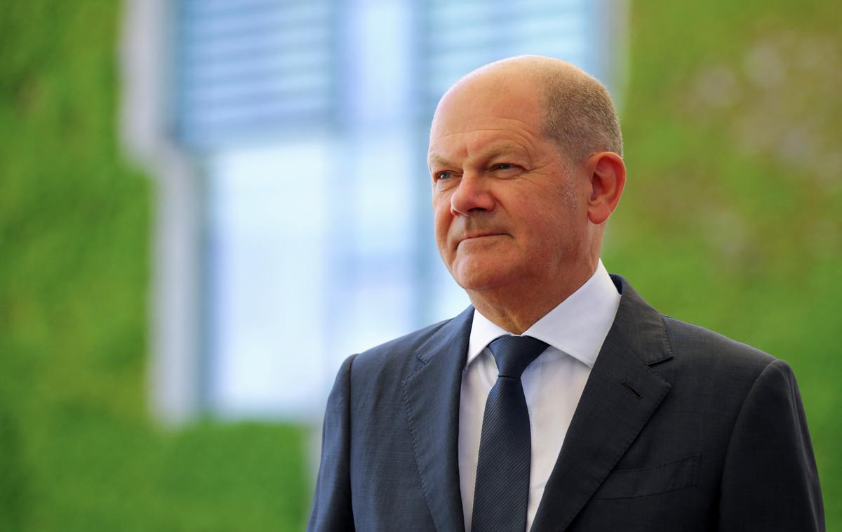 Olaf Scholz | Sholz je danes zagovarjal svojo odločitev, ki je pripeljala do razpada vladne koalicije.  | Foto Reuters