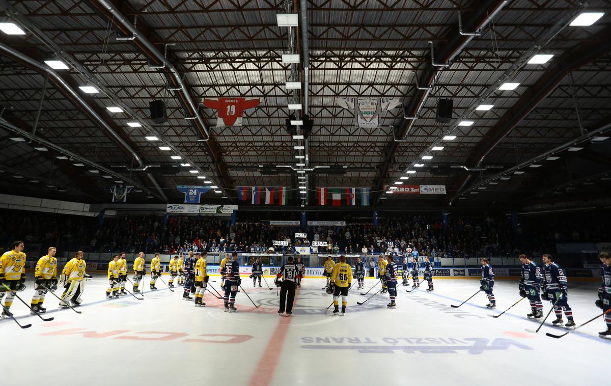 Fehervar | Fehervar Anžeta Kuralta je po podaljšku strl Pustertal. Madžari bodo v nedeljo v derbiju kroga gostovali v Ljubljani. | Foto Soós Attila/Hydro Fehérvár AV19