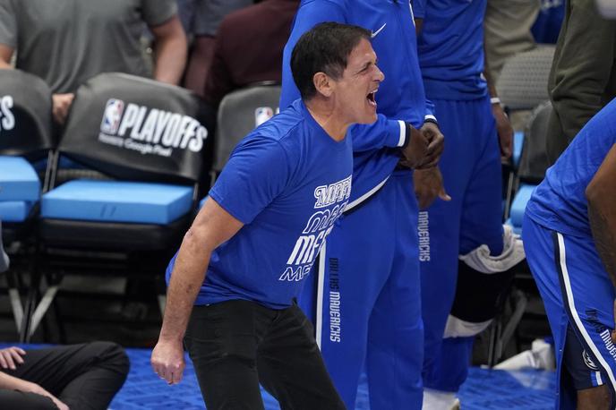 Mark Cuban | Mark Cuban ni bil zadovoljen s sodniško odločitvijo ob koncu tretje četrtine. | Foto Guliverimage