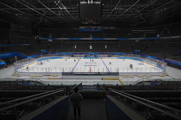 National Indoor Stadium | National Indoor Stadium bo prizorišče olimpijskih hokejskih tekem v Pekingu. Pred začetkom OI je vse več razprav o smiselnosti izvedbe olimpijskega hokejskega turnirja. | Foto Guliverimage