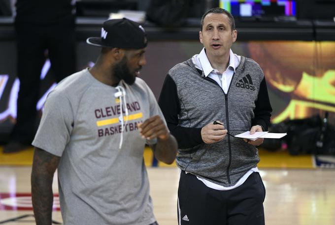 Med drugim je vodil tudi Cleveland na čelu z LeBronom Jamesom. | Foto: Reuters