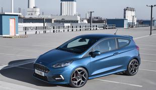 Nova ford fiesta ST – mali športnik z 1,5-litrskim trivaljnikom in izbiro voznih programov