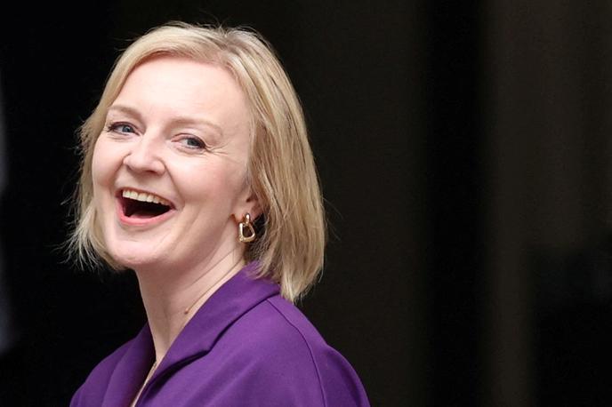 Liz Truss | Liz Truss nima sreče na začetku svojega vladanja. Komajda je prišla na oblast, je s svojim "načrtom za rast" že potopila britanski funt. V začetku oktobra si je funt malce opomogel, a je zadnje dneve spet izgubljal svojo vrednost. | Foto Reuters