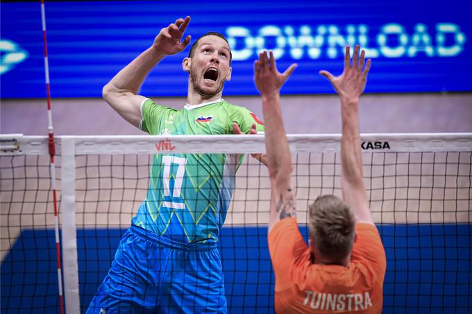 Kapetan Tine Urnaut je na sedmem mestu po doseženih točkah. | Foto: Volleyballworld