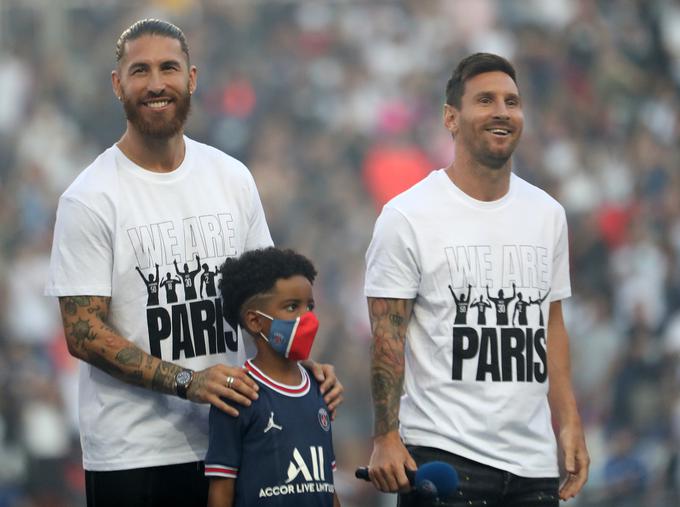 Lani poleti sta se PSG pridružila nekdanja kapetana Reala in Barcelone, Sergio Ramos in Lionel Messi. | Foto: Reuters