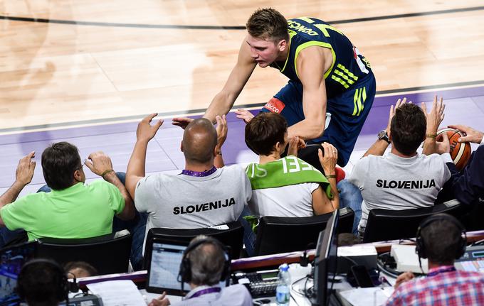 Luka Dončić jih je navdušil. | Foto: Vid Ponikvar