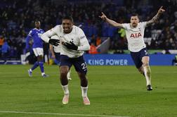 Tottenham do zmage v 97. minuti, United slavi najstnika Elango