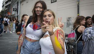 Prvi september vznemirljiv tudi za srednješolce, ki niso ostali nepopisani #foto