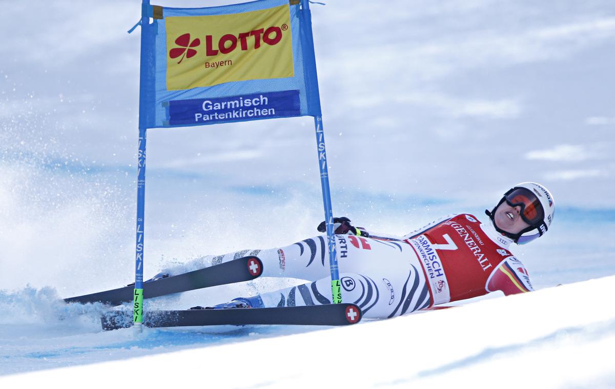 Viktoria Rebensburg | Viktoira Rebensburg je v soboto zmagala na smuku, dan pozneje pa se je poškodovala in končala sezono. | Foto Getty Images