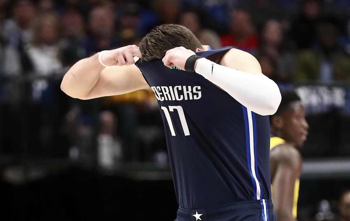 Luka Dončić | Luka Dončić je bil proti Indiani s 36 točkami najboljši strelec, njegova zadnja meta za podaljšek pa nista našla želenega cilja. | Foto Reuters