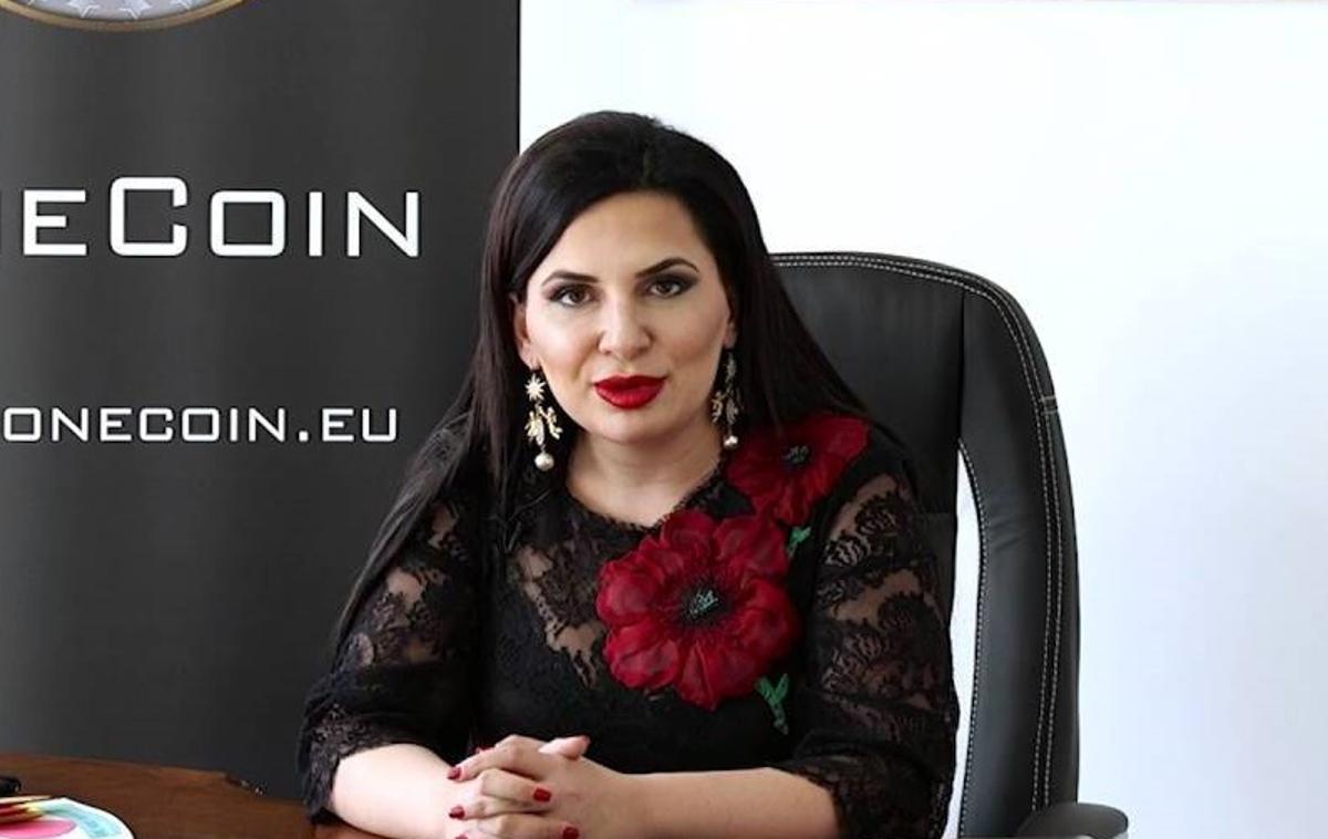 Ruja Ignatova | Samooklicana "kriptokraljica" Ruja Ignatova je z denarno mrežo OneCoin zaslužila skoraj pol milijarde evrov. Lep delež je prispevalo tudi več tisoč Slovencev, ki so nasedli obljubam zdaj že zdavnaj potuhnjenih slovenskih promotorjev. | Foto YouTube