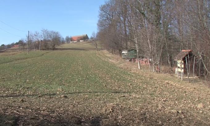 Verjameta, da je veliko družinic, ki nimajo kam, pa tudi takih, ki bi mestni beton zamenjali za slikovito podeželje. | Foto: Planet TV