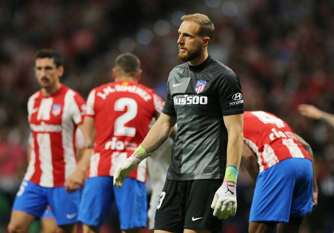 Jan Oblak bi letos lahko postal prvi vratar, ki je prejel šest nagrad za najboljšega vratarja španske lige.  | Foto: Reuters