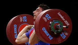 Goljufivi dvigalci uteži z OI v Londonu spet v strahu za medalje