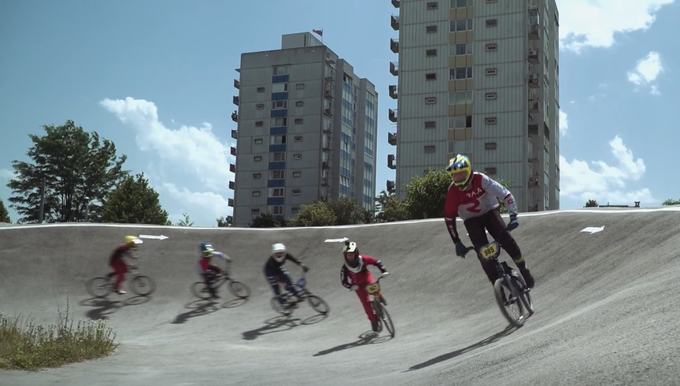 Učenje BMX-veščin je primerno že za predšolske otroke. | Foto: 