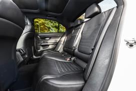 Mercedes-benz razred C 300 d