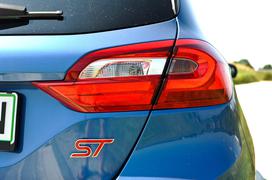 Volkswagen polo GTI in ford fiesta ST