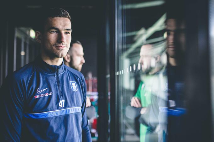 Wehen Wiesbaden, proti kateremu se bo v sredo v uvodnem krogu nemškega pokala pomeril RB Leipzig, je drugoligaš. Zanj igrata tudi nekdanja hrvaška znanca 1. SNL. To sta Franko Kovačević, nekdanji napadalec Domžal, in Ivan Prtajin (na fotografiji), ki se pri Olimpiji ni kaj prida izkazal, v Nemčiji pa mu gre veliko bolje. Tokrat ju čaka še kako zahteven tekmec, Leipzig v tem trenutku predstavlja enega najmočnejših nemških klubov, v pokalu pa je bil najboljši že dvakrat zapored. | Foto: Grega Valančič/Sportida