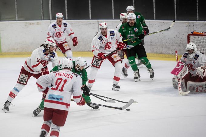 Razkorak med tistimi pri vrhu in pri dnu je ogromen. Prvo moštvo rednega dela Olimpija je osvojilo 81 točk, zadnje (Linz II) pa le tri. | Foto: Grega Valančič/Sportida