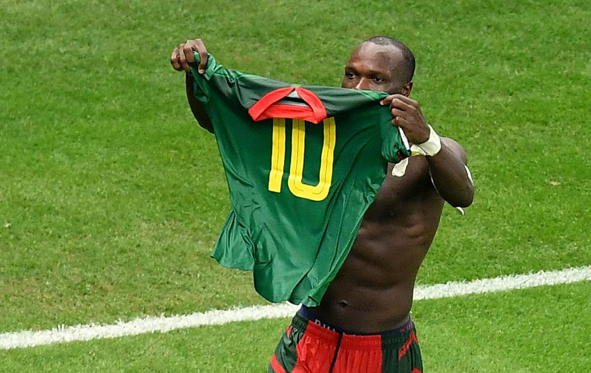 Vincent Aboubakar | Vincent Aboubakar je dosegel zgodovinski gol za Kamerun in kmalu za tem zapustil igrišče. | Foto Reuters