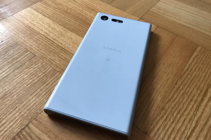 Sony Xperia X Compact zadaj | Foto: Matic Tomšič