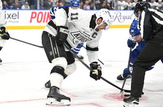 Anže Kopitar in LA Kings zapravili priložnost za skok na vrh