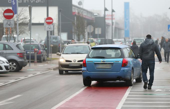 ... in čez nekaj minut še drugič. | Foto: Gregor Pavšič