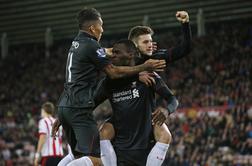 Liverpool ujel Manchester United, peta zaporedna ničla Sunderlanda