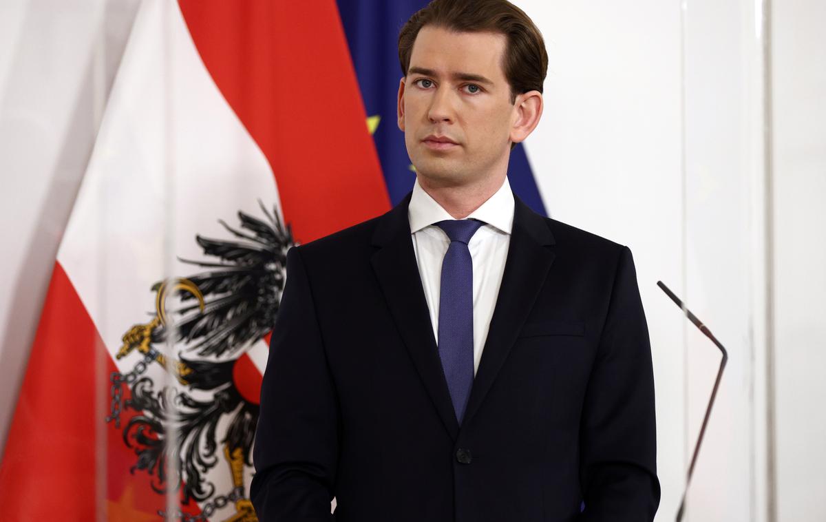 Sebastian Kurz | Kurz je že sam večkrat poudaril, da ga zanima čimprejšnja razjasnitev zadeve, in zavrnil očitke v zvezi z afero o prirejenih javnomnenjskih raziskavah in svojim pričanjem pred parlamentarno preiskovalno komisijo. Izrazil je tudi mnenje, da ni storil ničesar kaznivega. | Foto Reuters