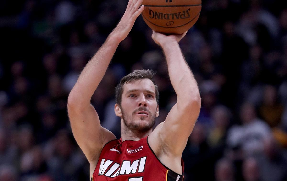 Goran Dragić | Goran Dragić je Miamiju pomagal do zmage v Arizoni s 25 točkami. | Foto Getty Images