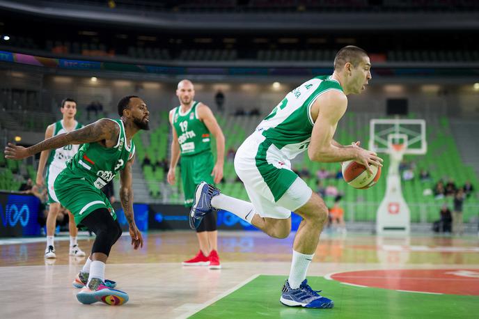 Cedevita Olimpija : Krka | Krka bo v soboto reševala kožo pred izpadom, Olimpija pa lovila zadnjo vozovnico za polfinale. | Foto Saša Pahič Szabo/Sportida