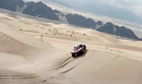 Walkner in Sainz na dobri poti do zmage na Dakarju