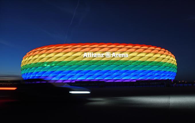 Na Allianz Areni je bila odigrana otvoritvena tekma Eura med Nemčijo in Škotsko (5:1). Če bo veliko zadetkov doseženih tudi na dvoboju med Slovenijo in Srbijo, ima Benjamin Šeško lepe možnosti, da se vpiše na seznam strelcev. | Foto: Guliverimage