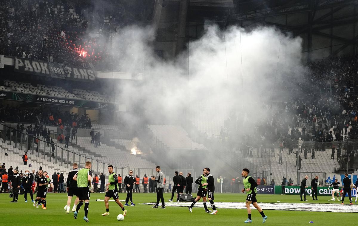 Marseille Paok | Po nasilju na pokalni tekmi bosta Panathinaikos in PAOK dve oz. tri tekme odigrala za zaprtimi vrati.  | Foto Guliverimage