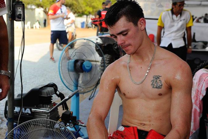 Tim Gajser in njegov tatu. | Foto: 