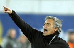 Mourinho v Londonu s Chelsejevimi navijači