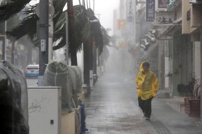 tajfun, Okinawa | Foto Reuters