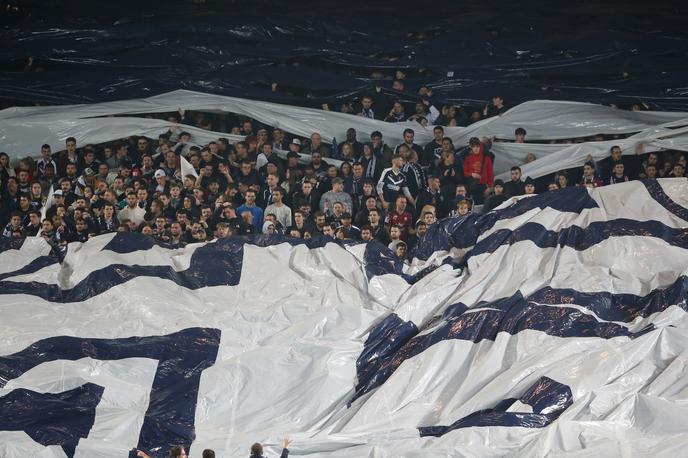 Bordeaux | Navijači Bordeuaxa bodo svoje ljubljence spremljali v nižji ligi. | Foto Reuters