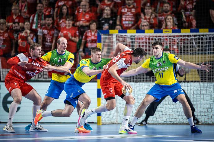 RK Celje Pivovarna Laško : Veszprem | Celjani so v domači dvorani s 33:40 izgubili z Veszpremom. | Foto Jure Banfi/alesfevzer.com