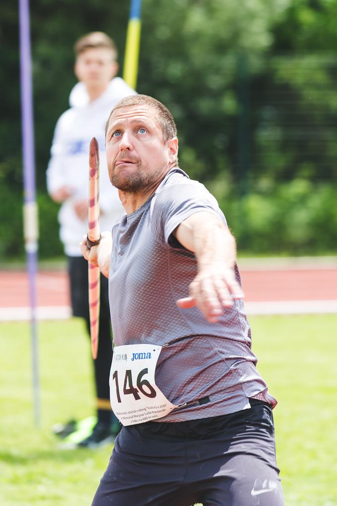 Matija Kranjc kljub redni službi trenira šestkrat na teden. | Foto: Peter Kastelic/AZS