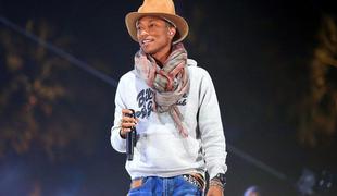 Pharrell zaradi pesmi Happy jokal pri Oprah