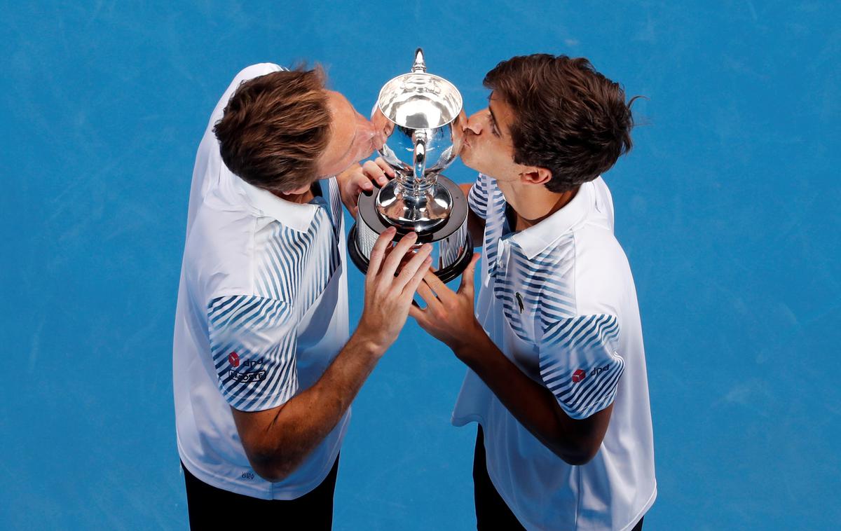 Pierre-Hugues Herbert in Nicolas Mahut | Pierre-Hugues Herbert in Nicolas Mahut sta zmagovalca med dvojicami. | Foto Reuters