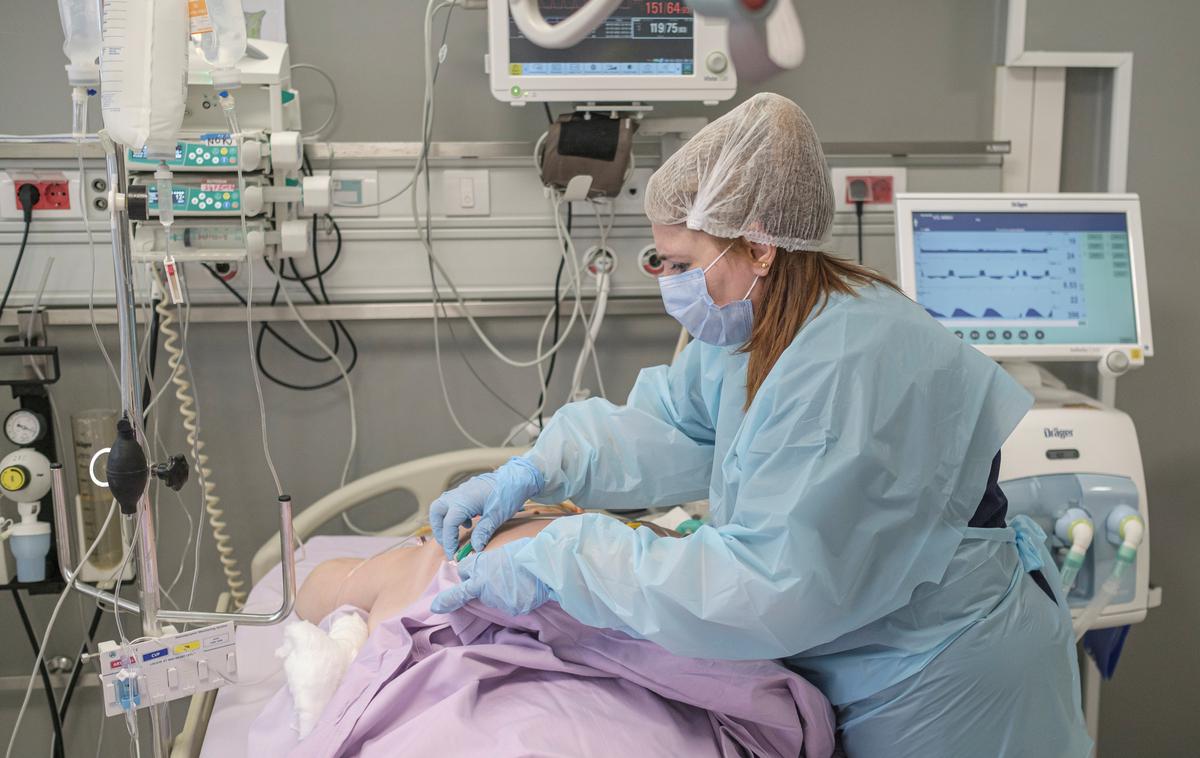 Koronavirus v Srbiji | V Srbiji in Črni gori spet narašča število okužb, hospitalizacij in smrti zaradi bolezni covid-19. | Foto Reuters