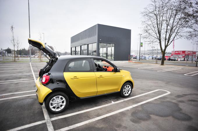 Smartovega štirivratnega forfour izdelujejo v Revozu. | Foto: Ciril Komotar