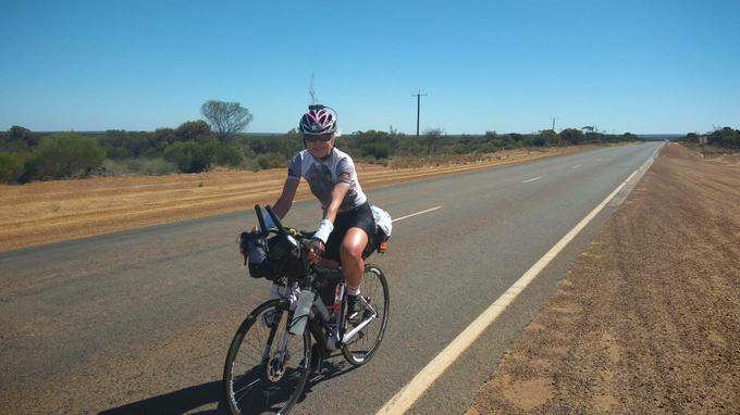 Bernardo Jurič smo na Sportalu predstavili leta 2018, ko je marca v okviru kolesarske avanture Indian Pacific Wheel Race v 28 dneh prevozila 5.500 od Pertha do Sydneyja. | Foto: osebni arhiv/Lana Kokl