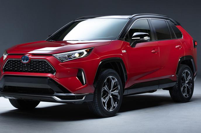 Toyota RAV4 prime plugin hibrid | Priključno-hibridnega RAV4 lahko na cestah pričakujemo prihodnje leto. | Foto Toyota