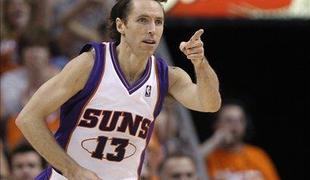 Steve Nash s priusom prikaže tekmovalnost?